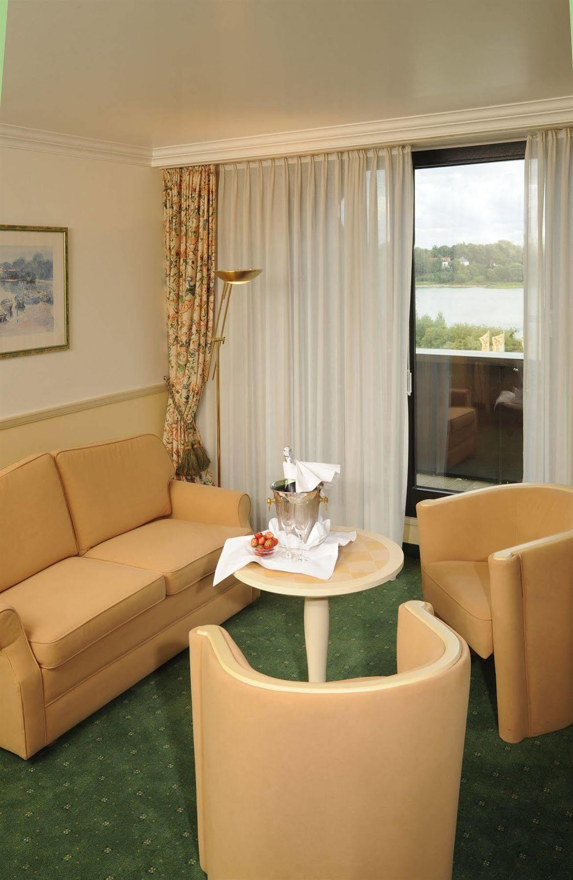 Dormero Hotel Meerbusch Εξωτερικό φωτογραφία